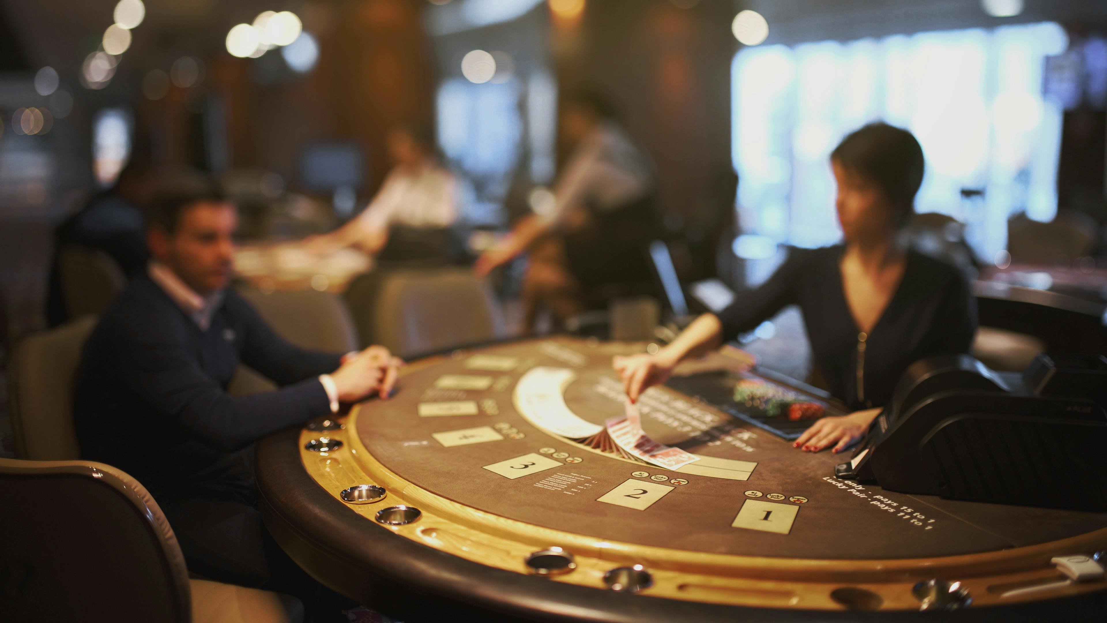 a75 Live Tables aur Slots ke Sawal
